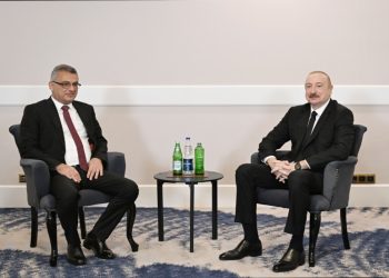 Dövlət başçısı Antalyada Şimali Kipr Prezidenti ilə görüşdü