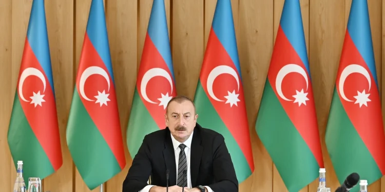 "Nəqliyyat dəhlizlərinin genişləndirilməsi istiqamətində işlər aparılır" - Dövlət başçısı