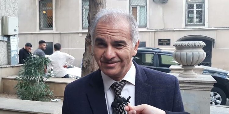 Əvəz Temirxan pensiyaya çıxdı: 220 manat alır