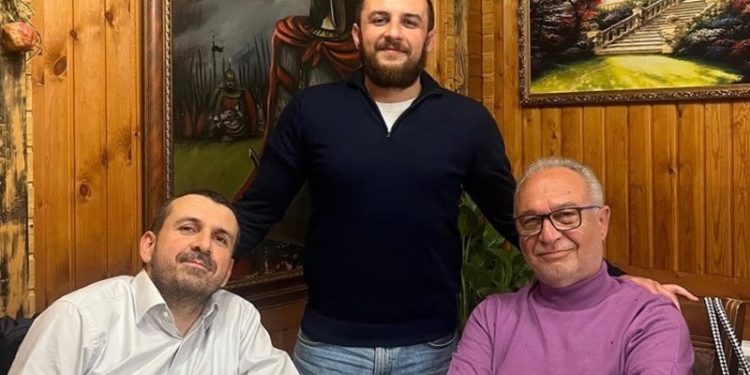 Azər Qəribin oğlunun 230 min manat borcu yaranıb