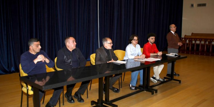 Vaqif Əmiraslanın “Gülüstan” pyesi əsasında eyni adlı tamaşasının məşqlərinə başlanılıb…