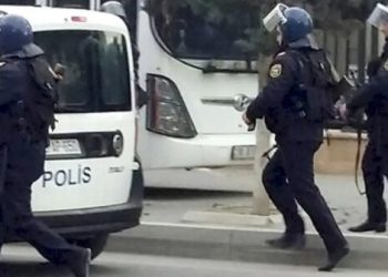 Məşhur restoranda insident – SAXLANILAN VAR