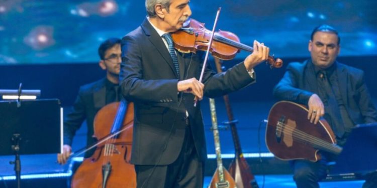Asif Kərimovun 60 illik yubiley konserti keçirildi: skripkada sonuncu ifa...