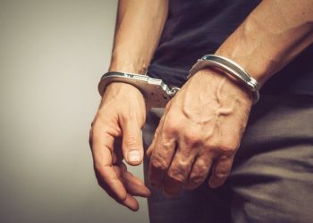 Bakıda motosiklet qaçıran və marketlərdən oğurluq edən şəxslər saxlanıldı