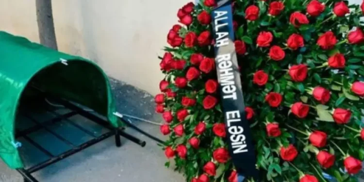 Universitet müəllimi vəfat edib - FOTO