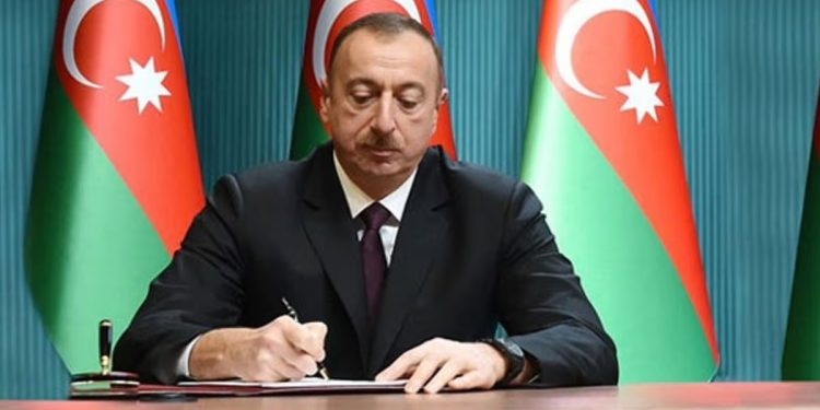 Prezident SƏRƏNCAM İMZALADI