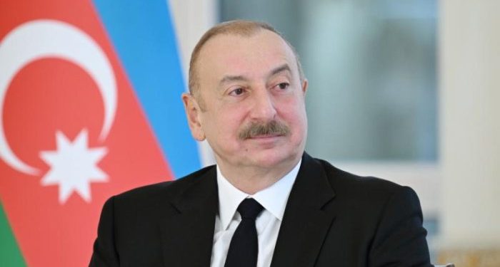 Prezident bu şəxsləri təltif etdi – ADLAR