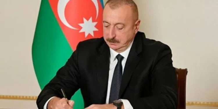 Prezident daha iki fərman imzaladı