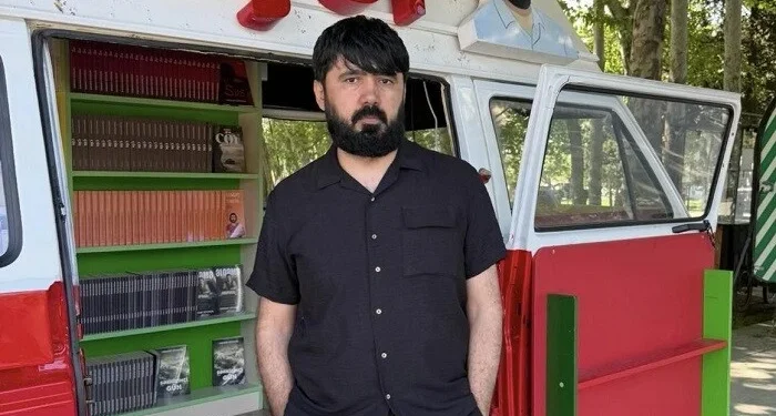 Kəramət bir cümlə ilə Taciri darmadağın etdi - Video